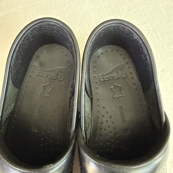 Size 38 - Dansko Clog Shoes Black Solid Leather - Picture 3 of 7